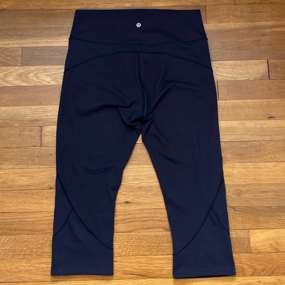 [Lululemon] In Movement Crop Everlux 19" Midnight Navy